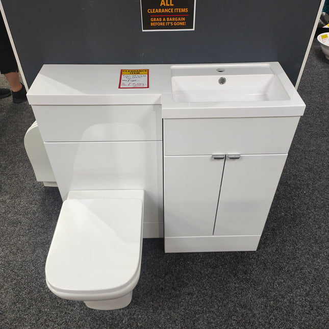 1000Mm Combination - Fd - Rh Gloss White Bathrooms at Unit 5