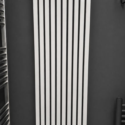 Cube Vertical Radiator 1471 x 400 Clearance Heating Waterworks Bathrooms 
