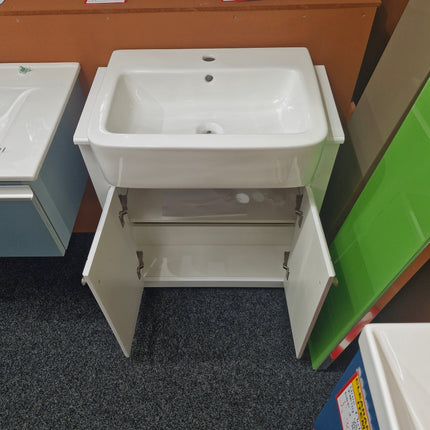 Tenby White Traditional Belfast Vanity Unit Clearance Vanity Unit Bathrooms at Unit 5 